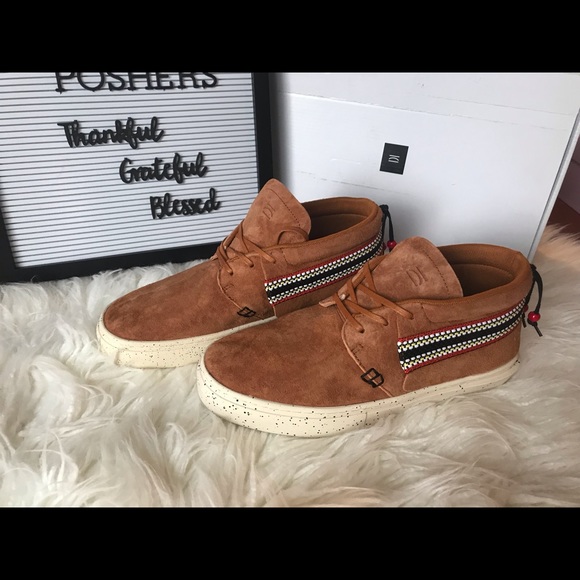 ClearWeather Other - NIB ClearWeather One-O-One Bombay Suede Sneakers